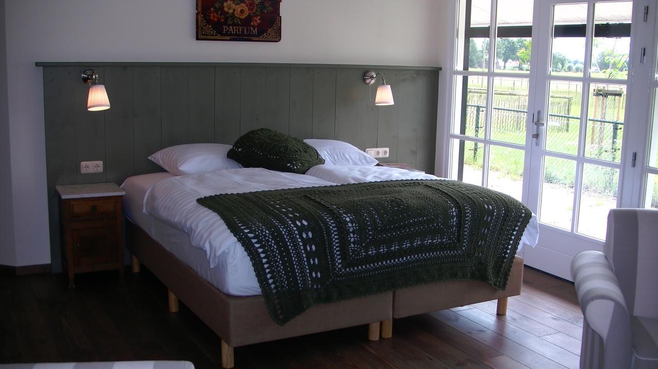 De Turfstaeker Bed & Breakfast Ospel Bagian luar foto