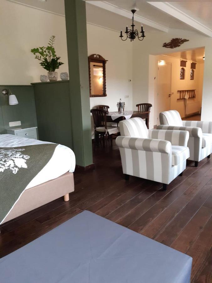 De Turfstaeker Bed & Breakfast Ospel Bagian luar foto